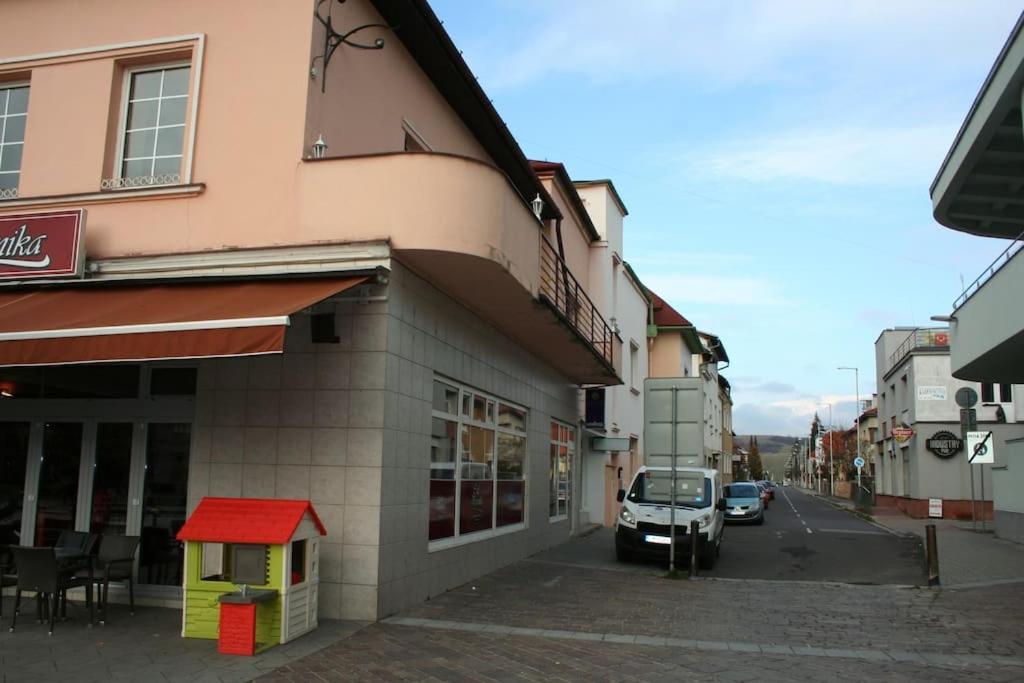 Apartman Lm Liptovský Mikuláš Buitenkant foto