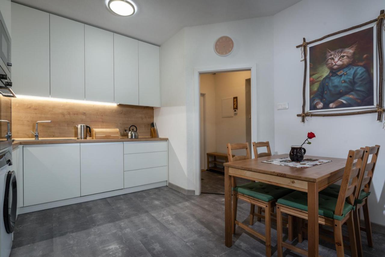 Apartman Lm Liptovský Mikuláš Buitenkant foto